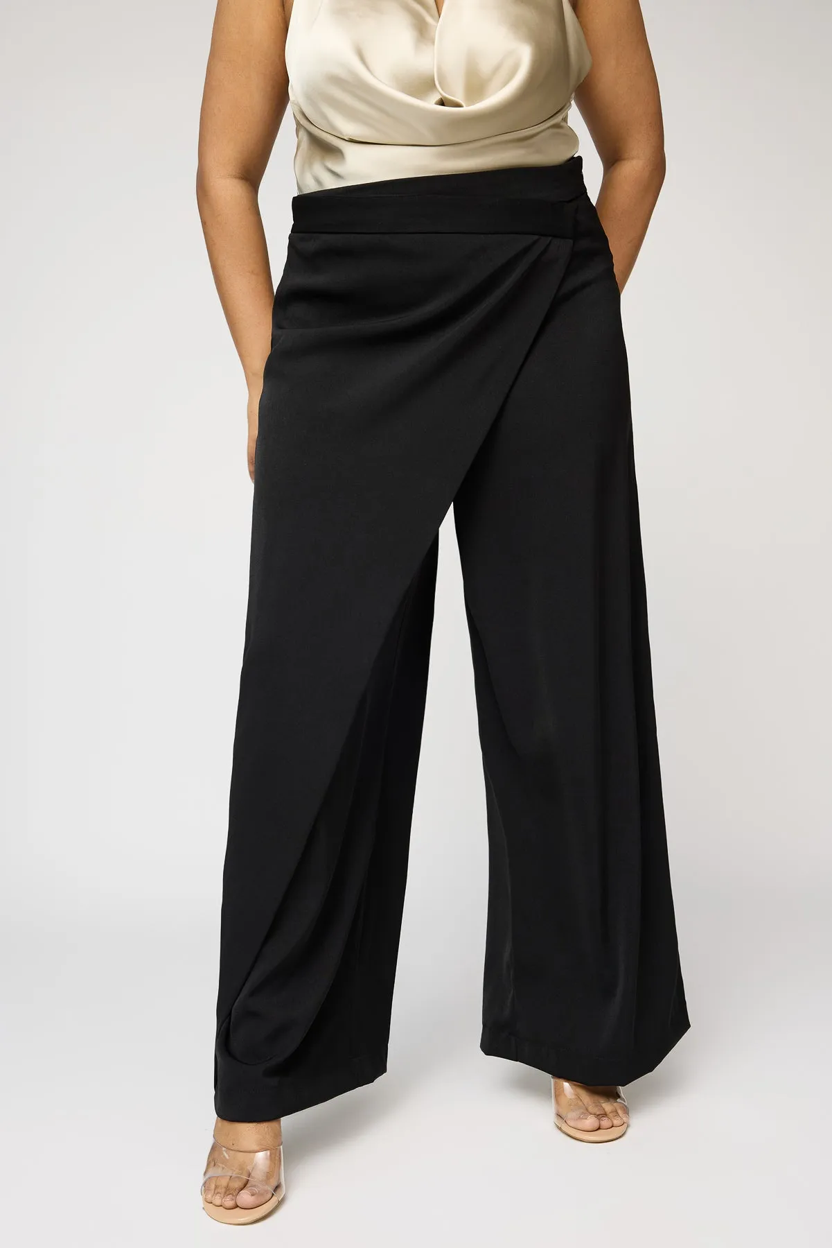 Cinder Black Curve Pareo Korean Pants