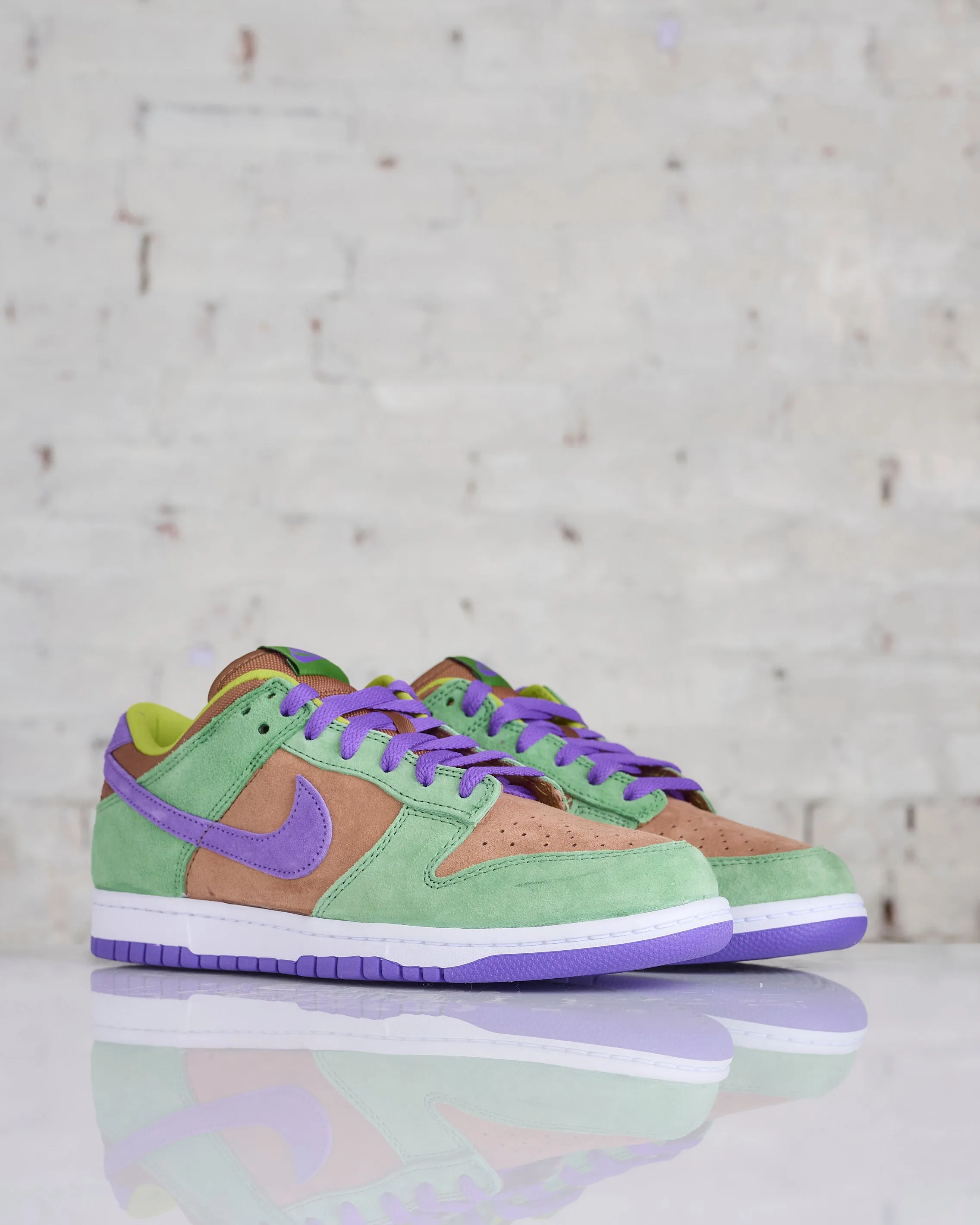 Nike Men's Dunk Low SP Veneer Deep Purple-Autumn Green