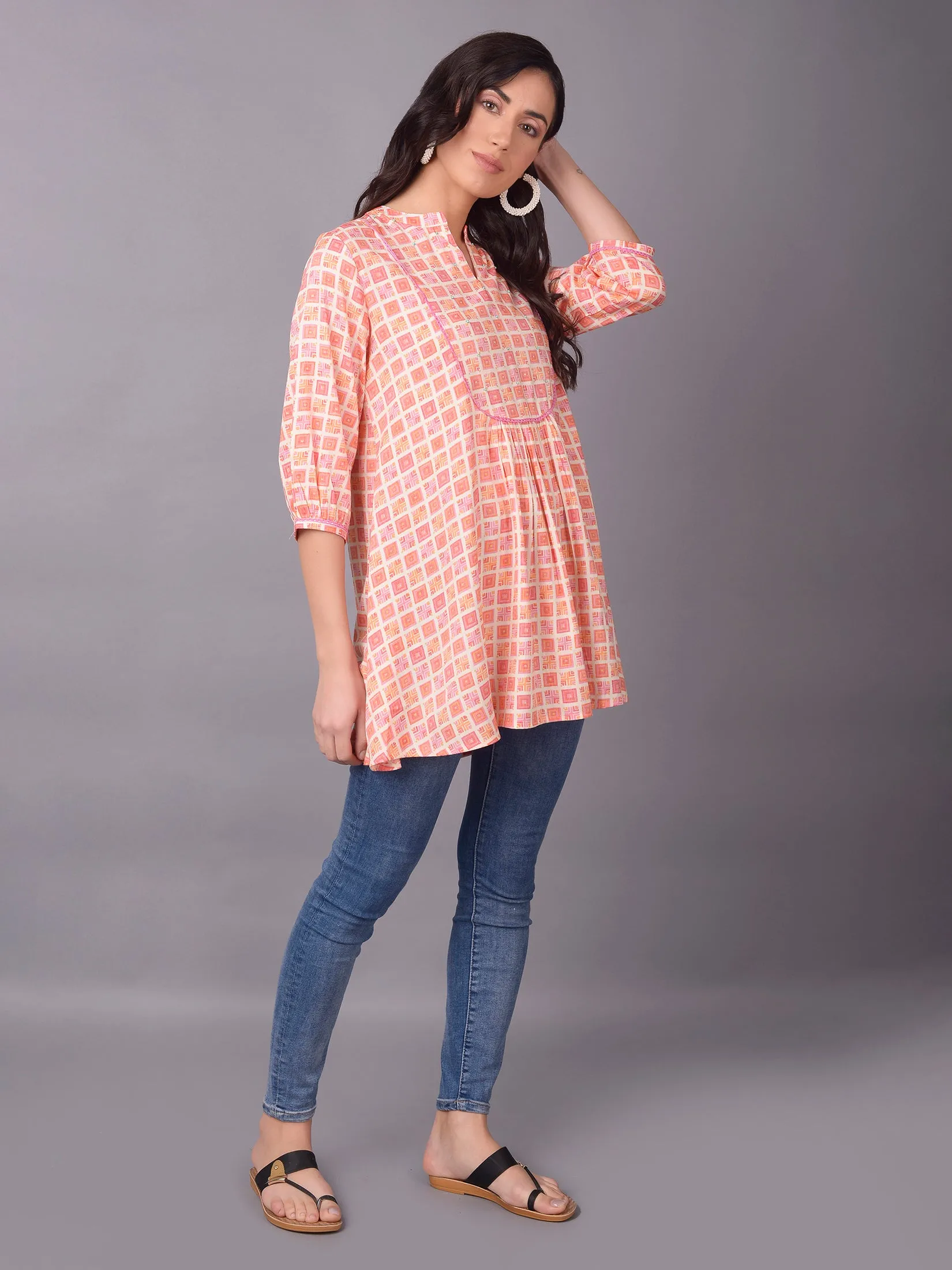 Winter Wear - Women Peach Geometric Printed Tunic